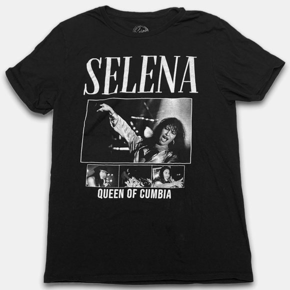 Selena Tops - Selena - Black Short Sleeve Graphic Concert Tee, Size M